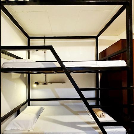 Ocean Breeze Hostel By Daily Sweet โมอัลโบอัล ภายนอก รูปภาพ