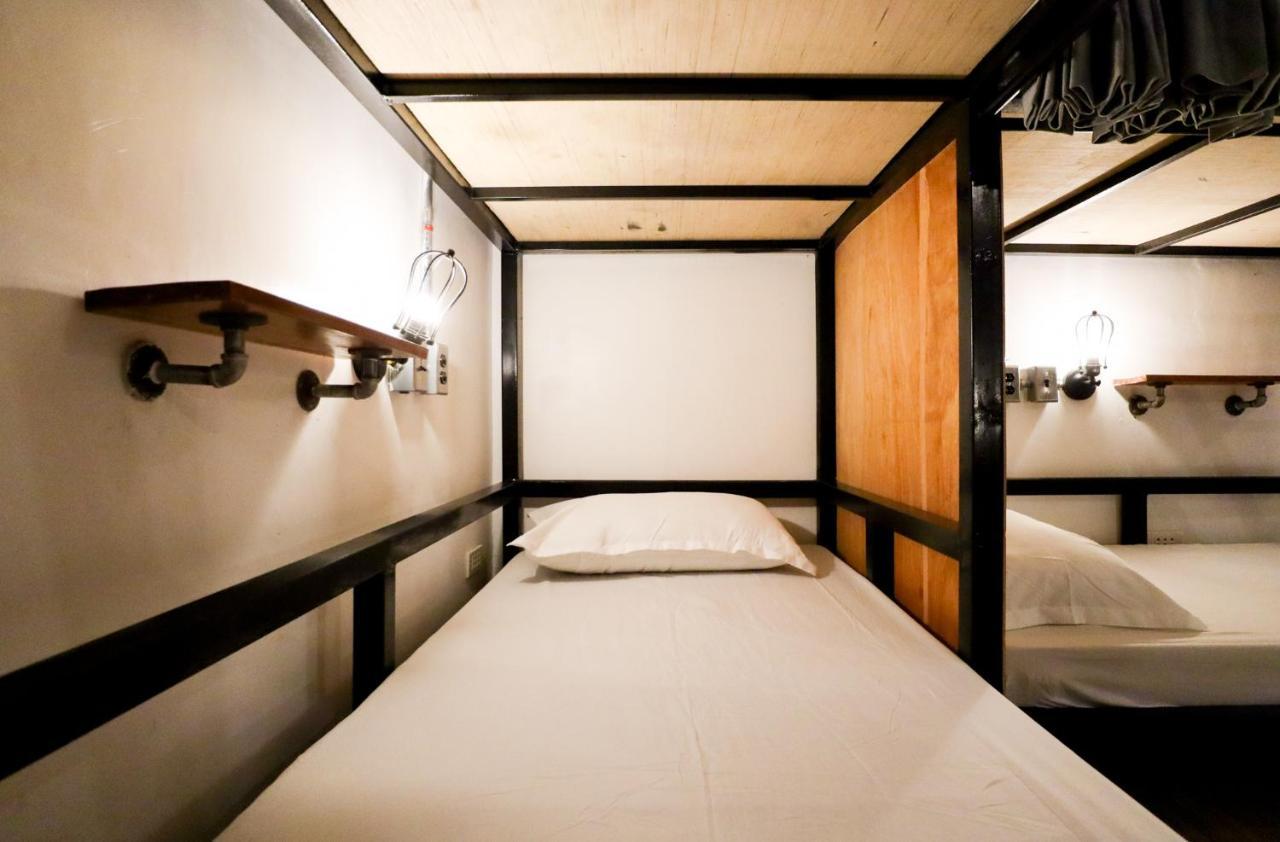 Ocean Breeze Hostel By Daily Sweet โมอัลโบอัล ภายนอก รูปภาพ