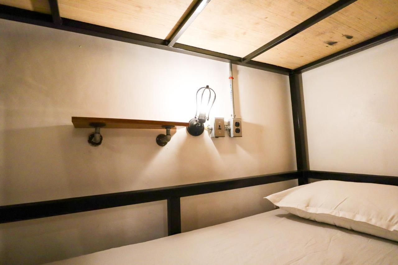 Ocean Breeze Hostel By Daily Sweet โมอัลโบอัล ภายนอก รูปภาพ