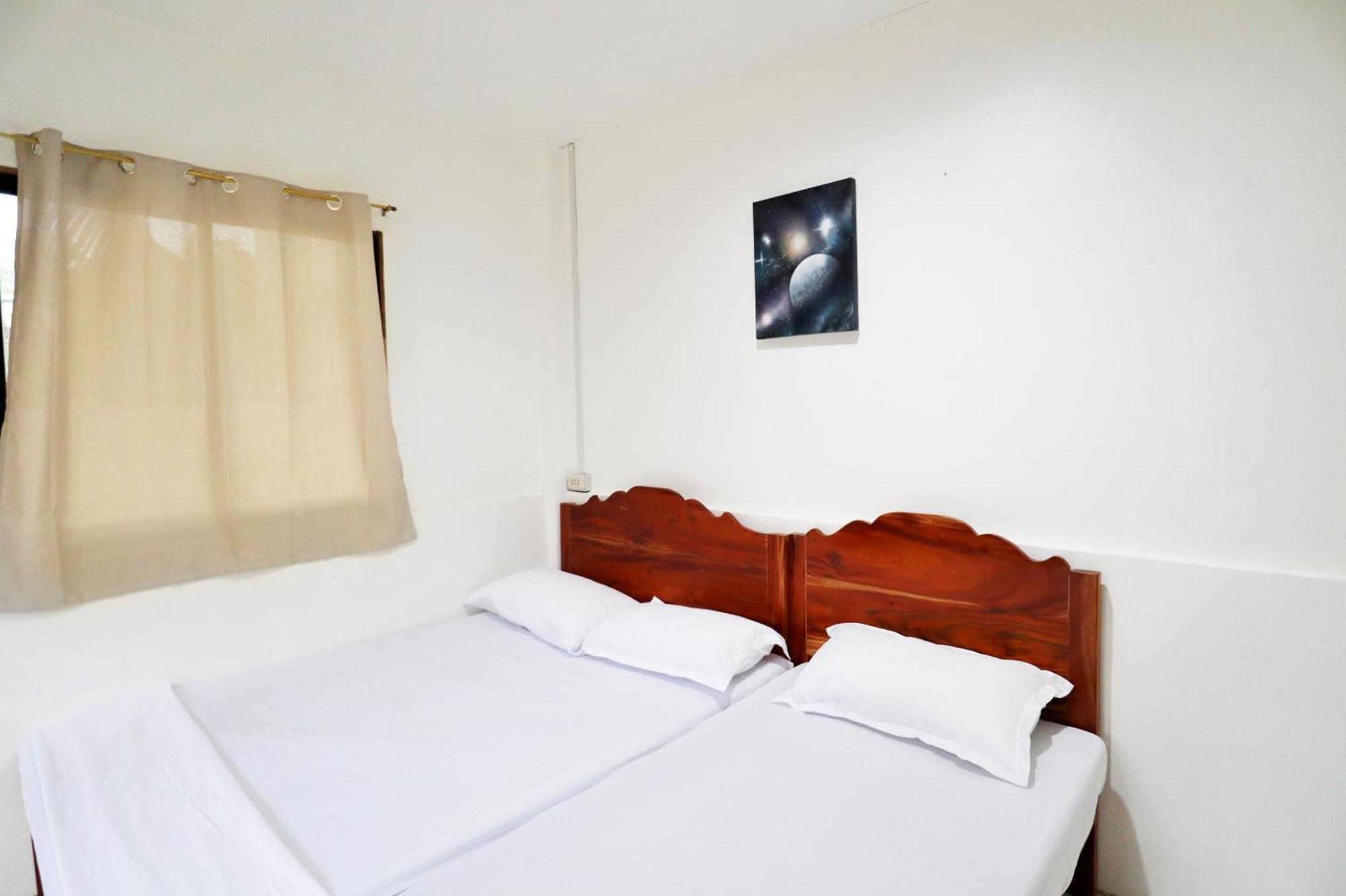 Ocean Breeze Hostel By Daily Sweet โมอัลโบอัล ภายนอก รูปภาพ