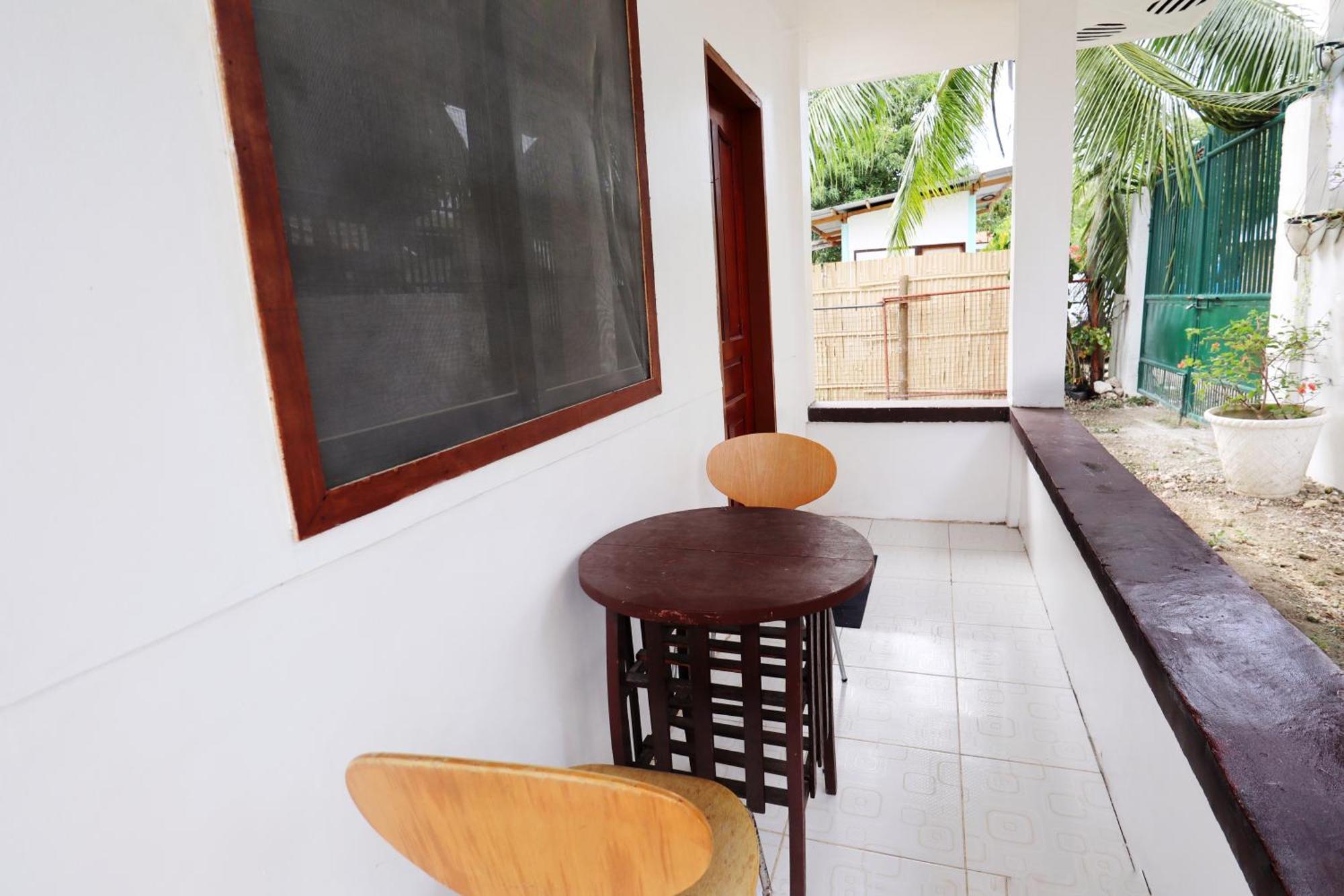 Ocean Breeze Hostel By Daily Sweet โมอัลโบอัล ภายนอก รูปภาพ